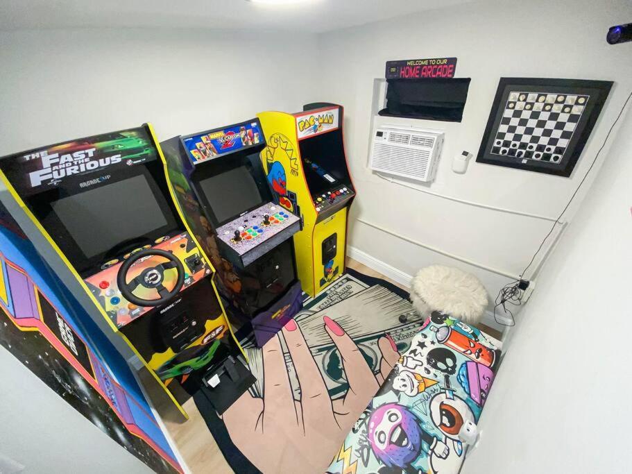 Unique Miami Art Escape W/ Hottub, Arcade & Murals Esterno foto