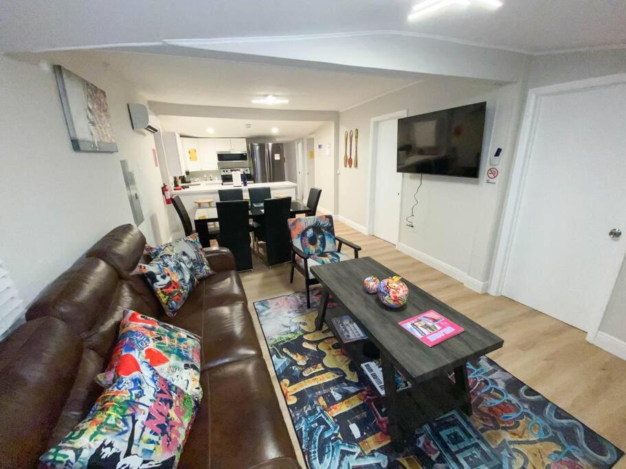 Unique Miami Art Escape W/ Hottub, Arcade & Murals Esterno foto